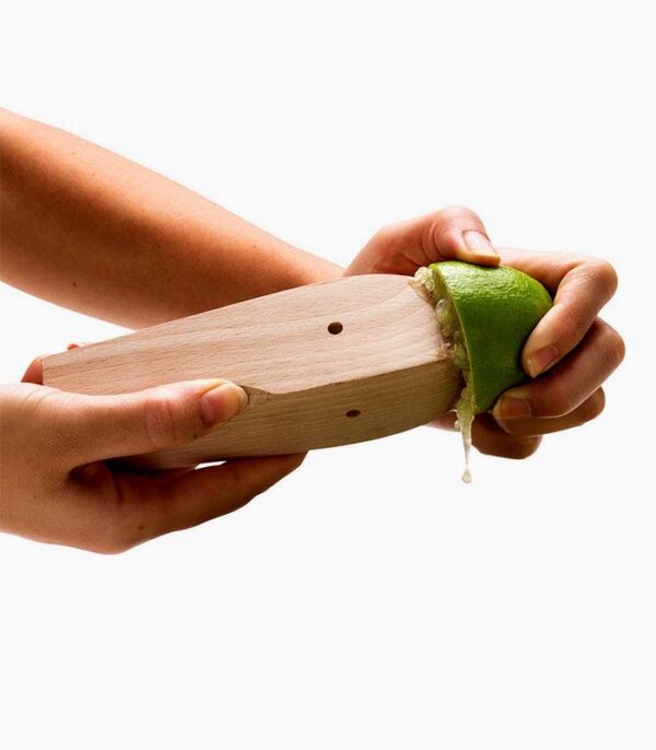 decoration-wooden-presen-2 Decoration wooden present